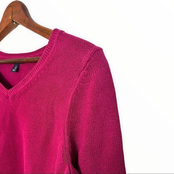 Lands’ End V Neck Sweater - Picture 3 of 6